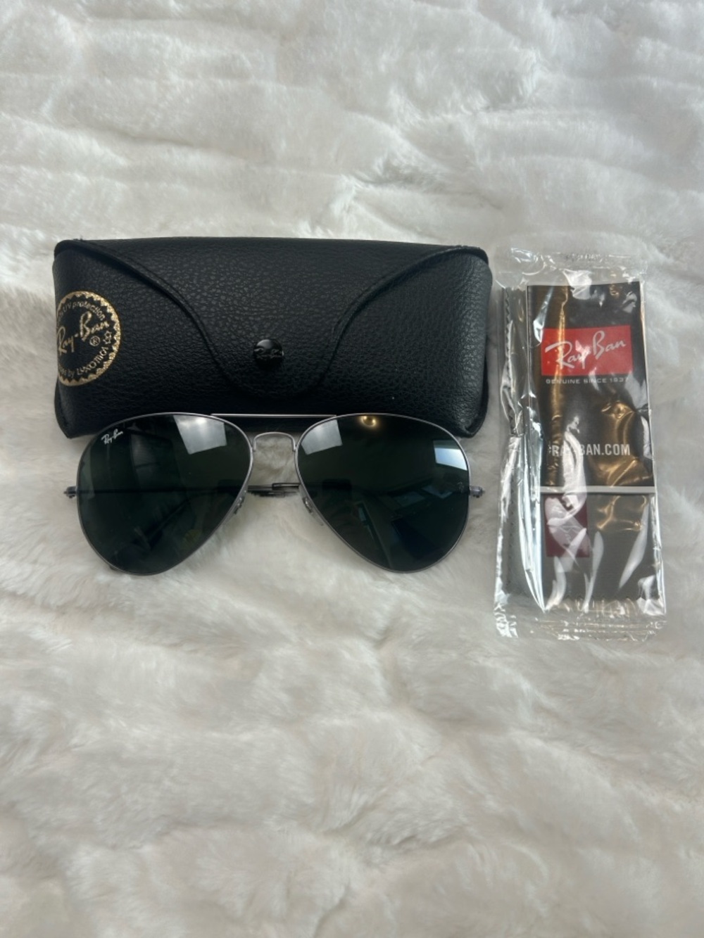 NWT Ray-Ban RB3025 Classic Aviators Large